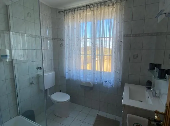 Rucksackpeter Гостевой дом Hohenbrugg an der Raab