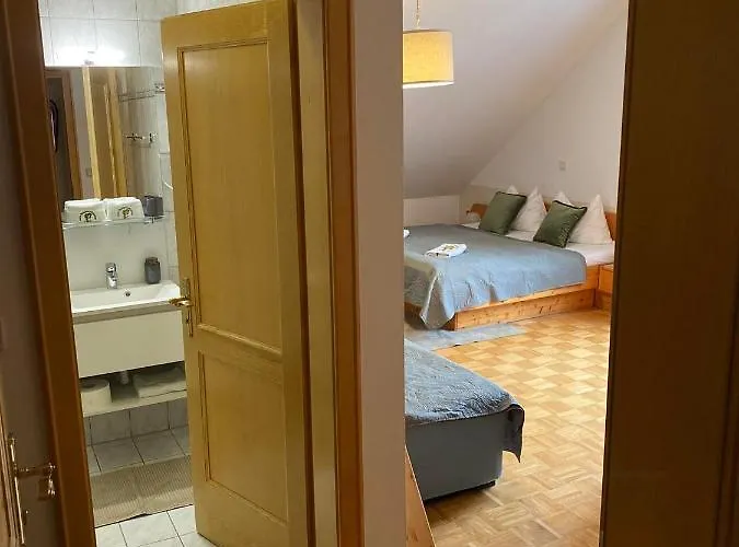 招待所 Rucksackpeter 3*