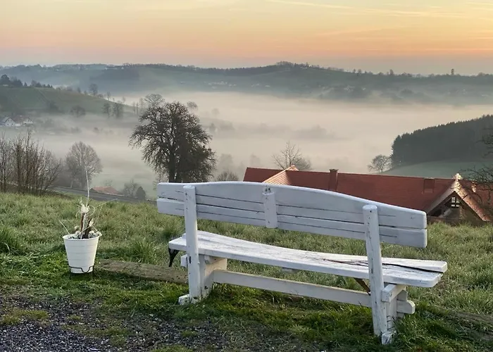 招待所 Rucksackpeter